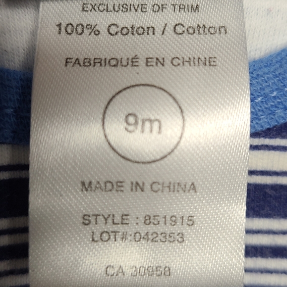 Winnipeg Jets Onesie GUC - Picture 3 of 3